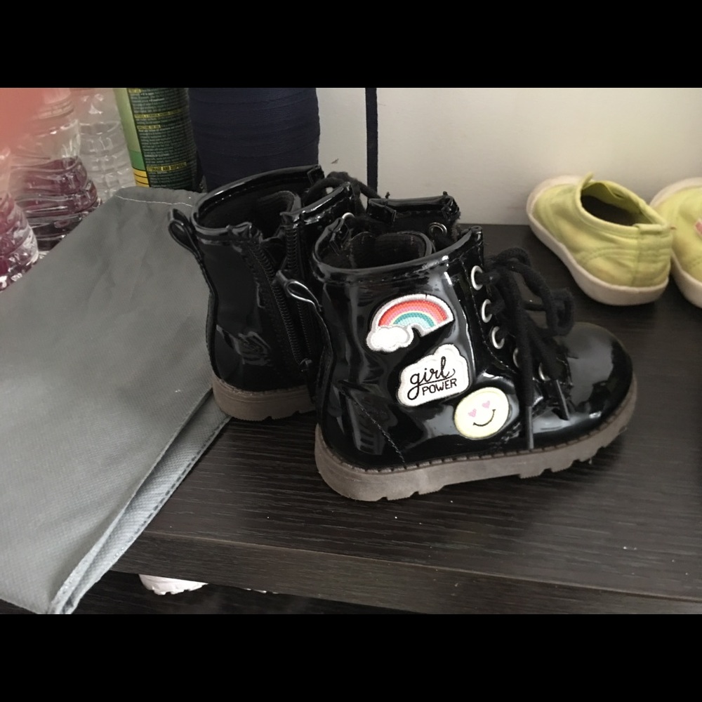 Carters girl shoe